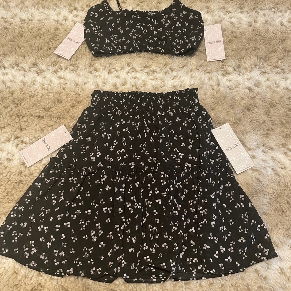 CLOSING SALE! top and skirt for summer
